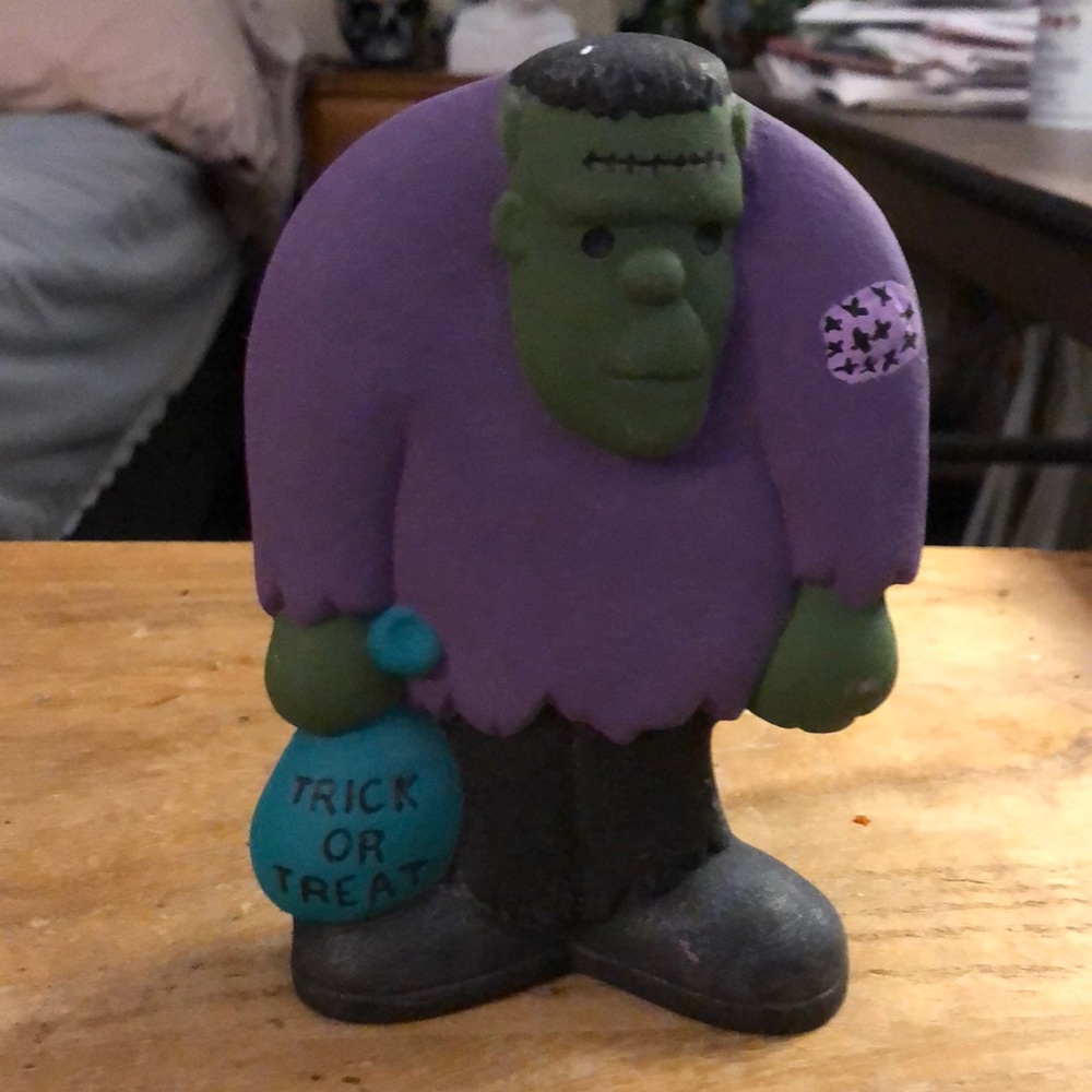 Frankenstein Halloween decor 4x6